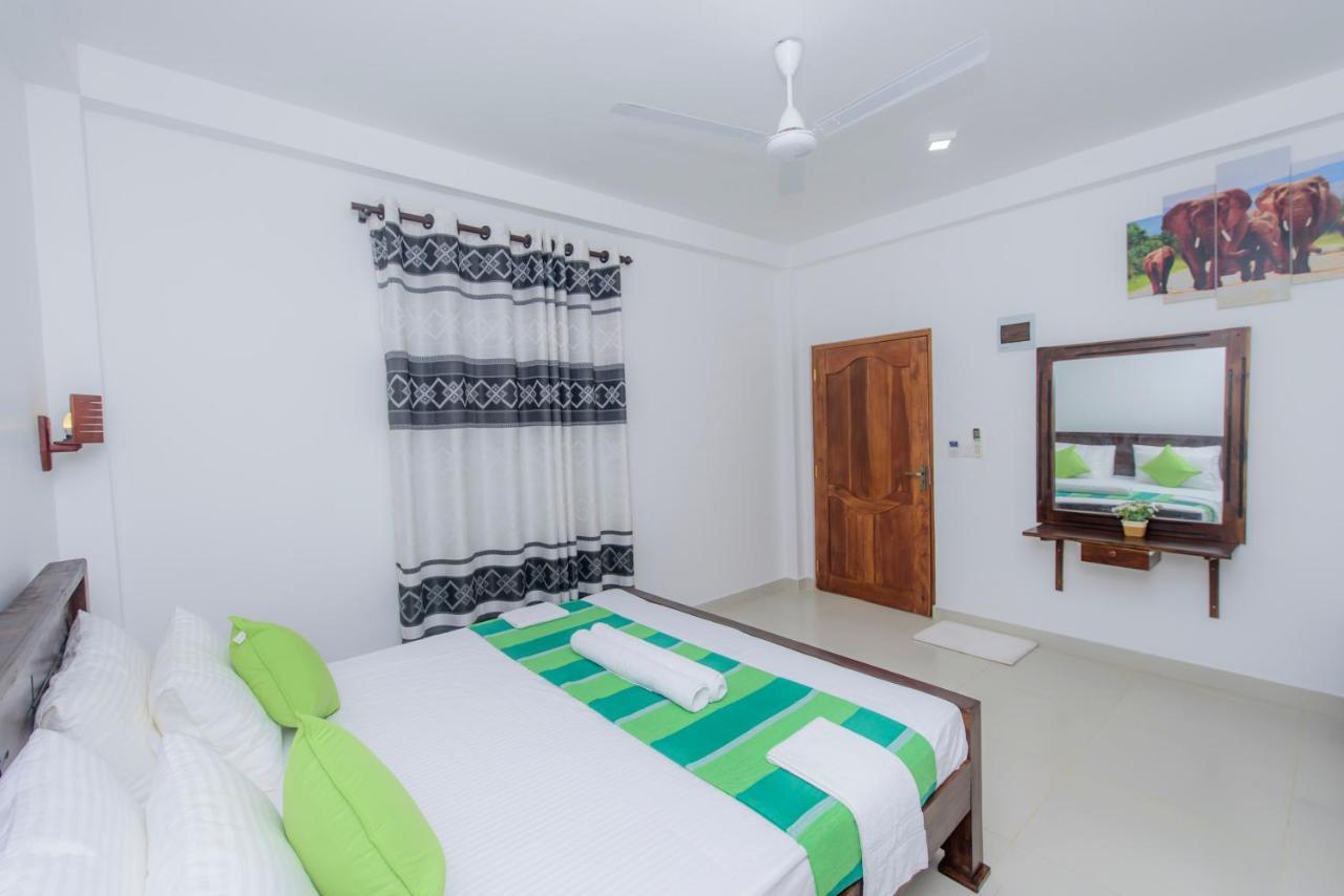 Scenery River Star Hotel Hikkaduwa Ngoại thất bức ảnh