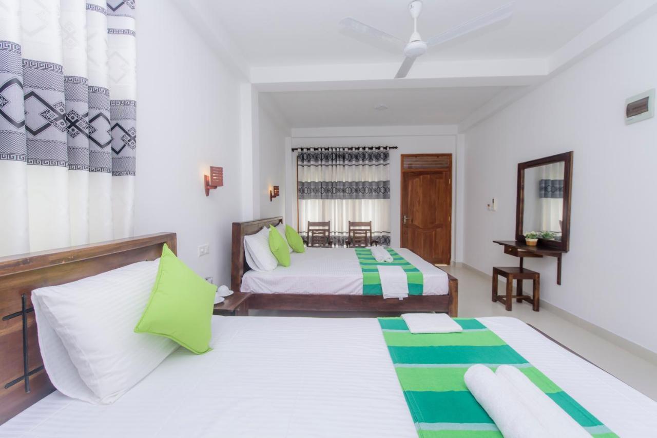 Scenery River Star Hotel Hikkaduwa Ngoại thất bức ảnh