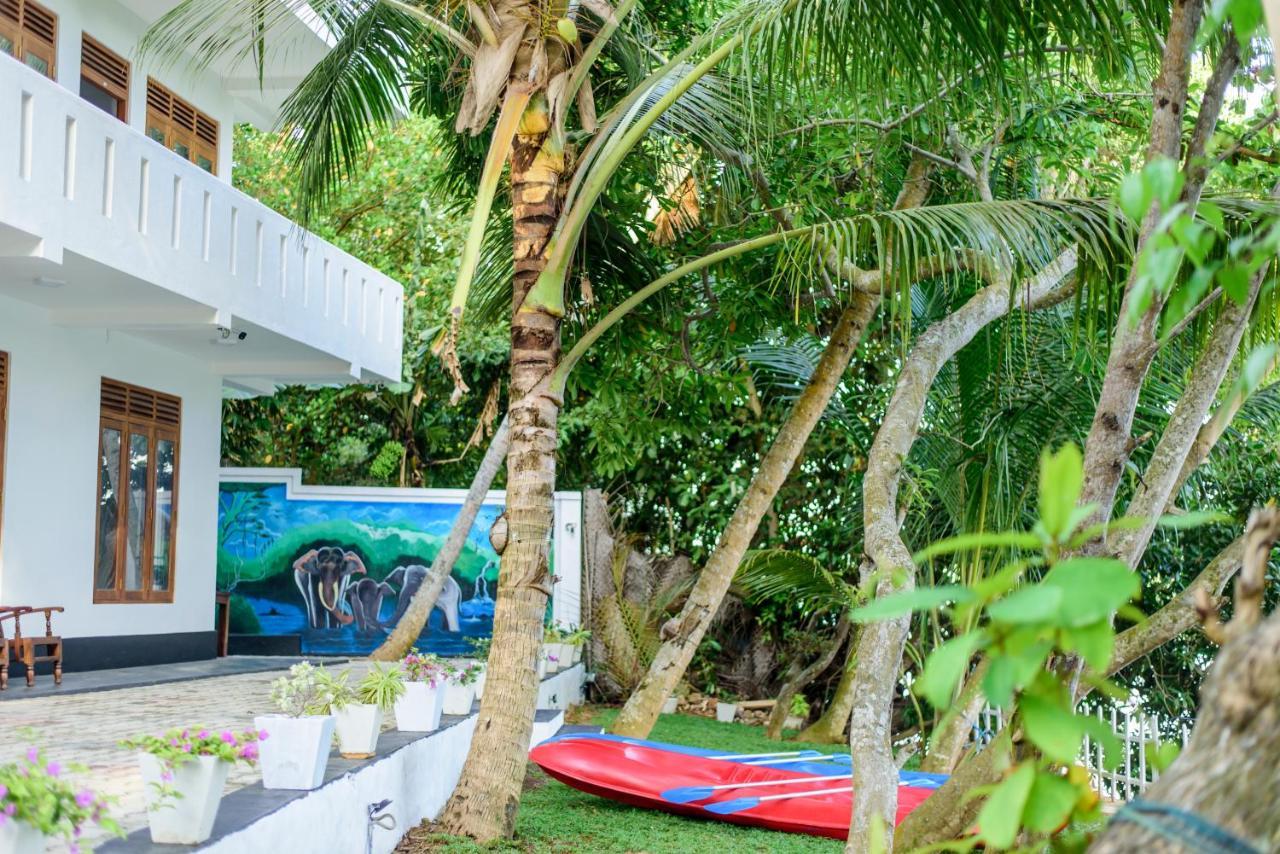 Scenery River Star Hotel Hikkaduwa Ngoại thất bức ảnh