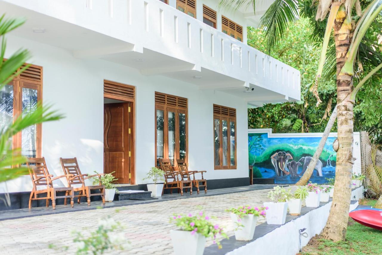 Scenery River Star Hotel Hikkaduwa Ngoại thất bức ảnh
