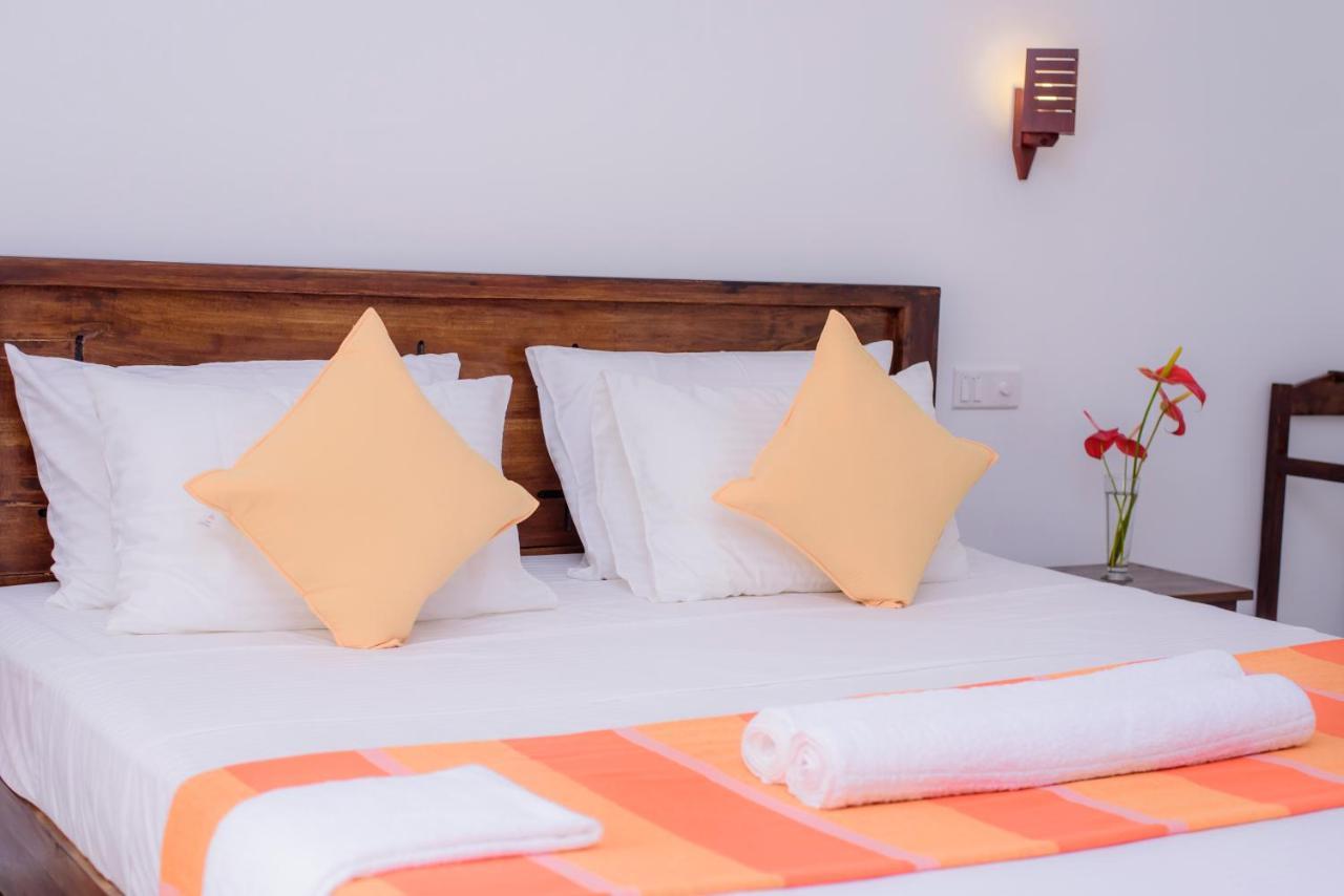 Scenery River Star Hotel Hikkaduwa Ngoại thất bức ảnh